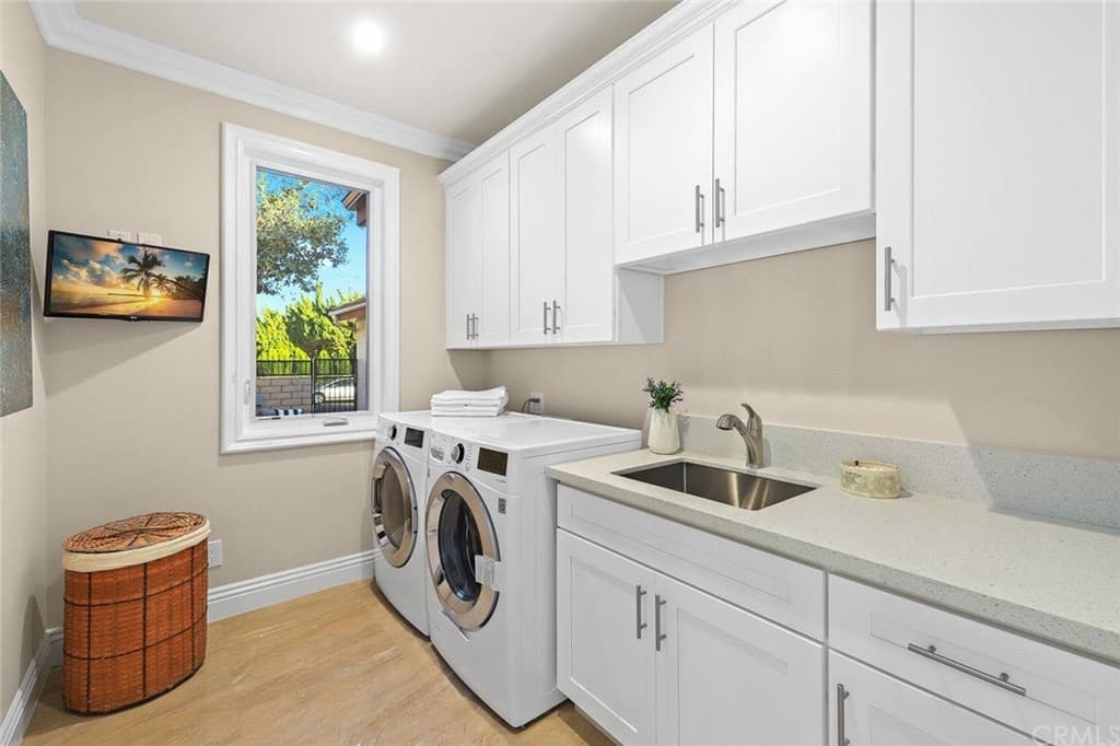 Duarte Ave Custom Home - Photo 12
