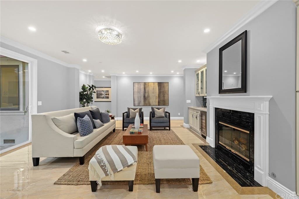 Duarte Ave Custom Home - Photo 3