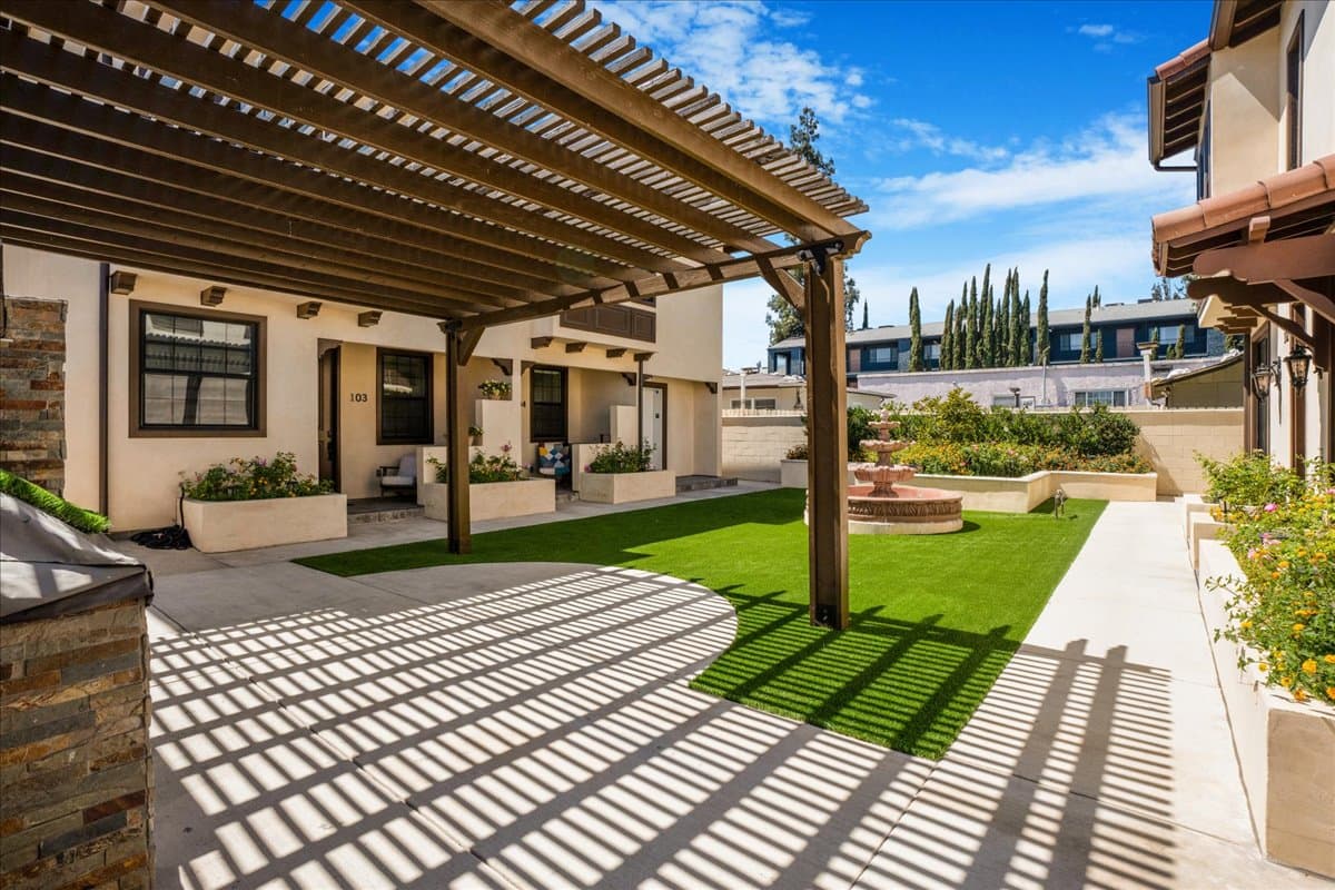 Grand Oaks Villa - Photo 9