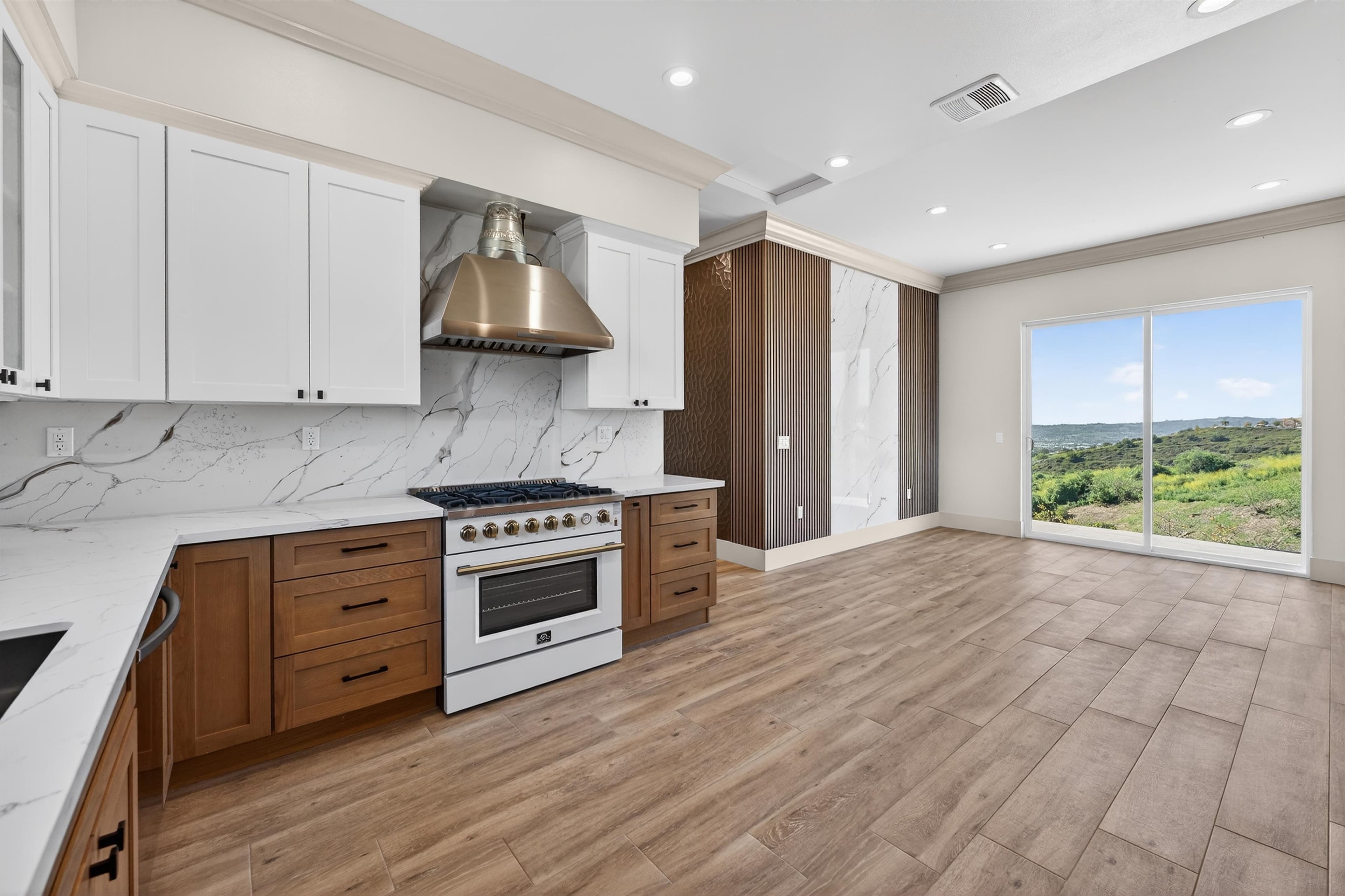 Kingspoint Dr Detached ADU - Photo 6