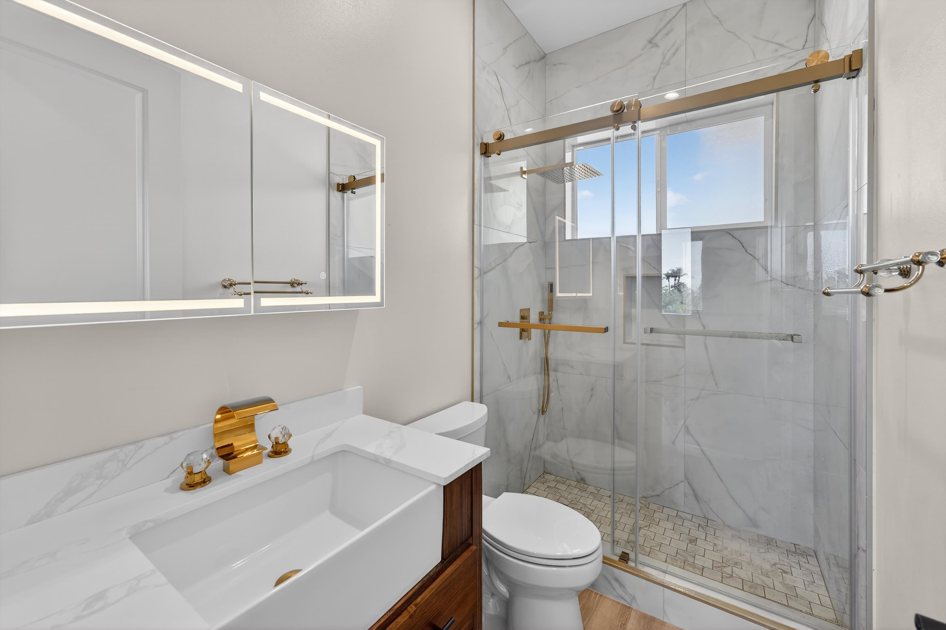 Kingspoint Dr Detached ADU - Photo 8